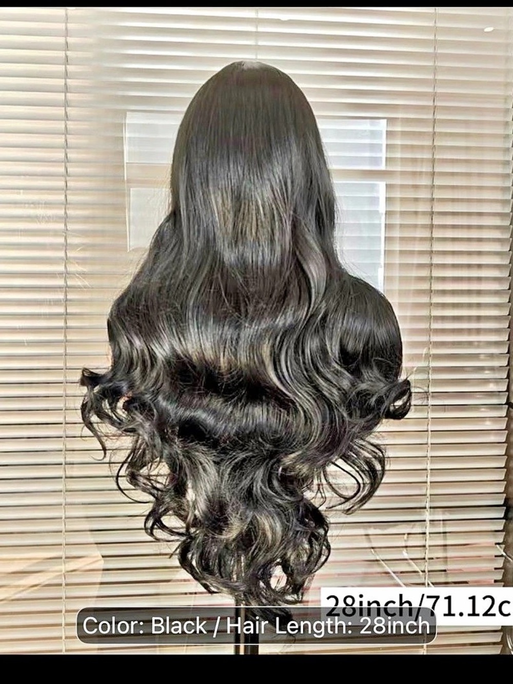 28-Inch Black Wavy Wig